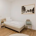 Monti - Comfort * Stendal