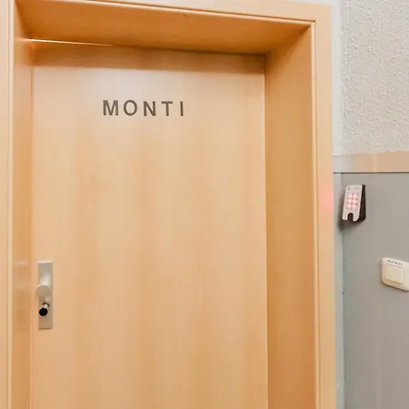 Monti - Comfort Apartmán Stendal